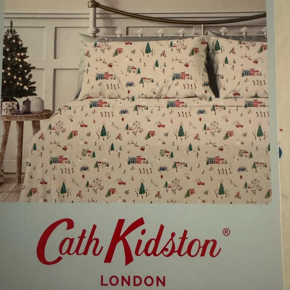 Cath Kidston”Snow day”in creamQueen Sheet Set- zoom in for details! Festive fun!